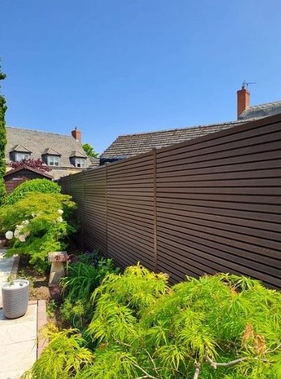 DURAPOST 6FT X 1FT  URBAN SLATTED COMPOSITE FENCING BROWN PK OF 2