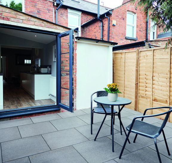 450 X 450 X 32MM DARK GREY TEXTURED BRADSTONE PAVING (40/PACK)