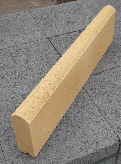 BUFF ROUND TOP EDGING 600 X 150 X 50MM (48/PACK)