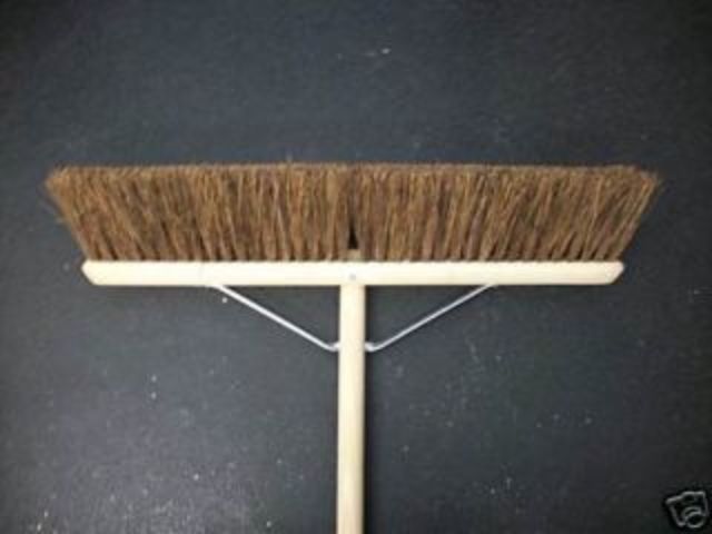 24" SOFT COCO PLATFORM SWEEPING BRUSH PA25024H