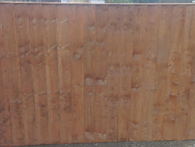 6' X 6' VERTICAL CLOSE BOARDED FENCE PANEL