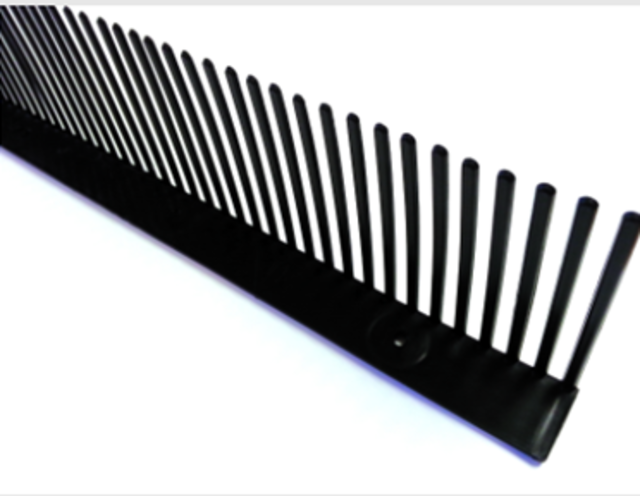1M EAVES COMB FILLER