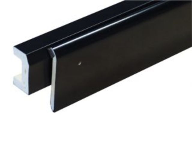 EPDM 2.5M PVC STANDARD GUTTER TRIM (6PR / BOX)