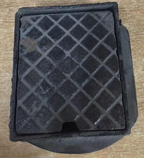 CAST IRON 140X115MM PEDESTRIAN STOP TAP BOX TYPE A