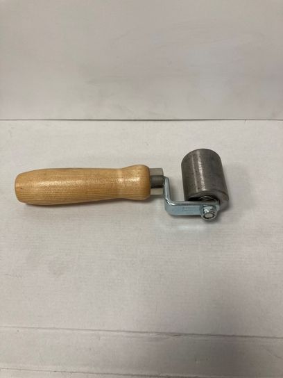 EPDM 50MM STEEL HAND ROLLER