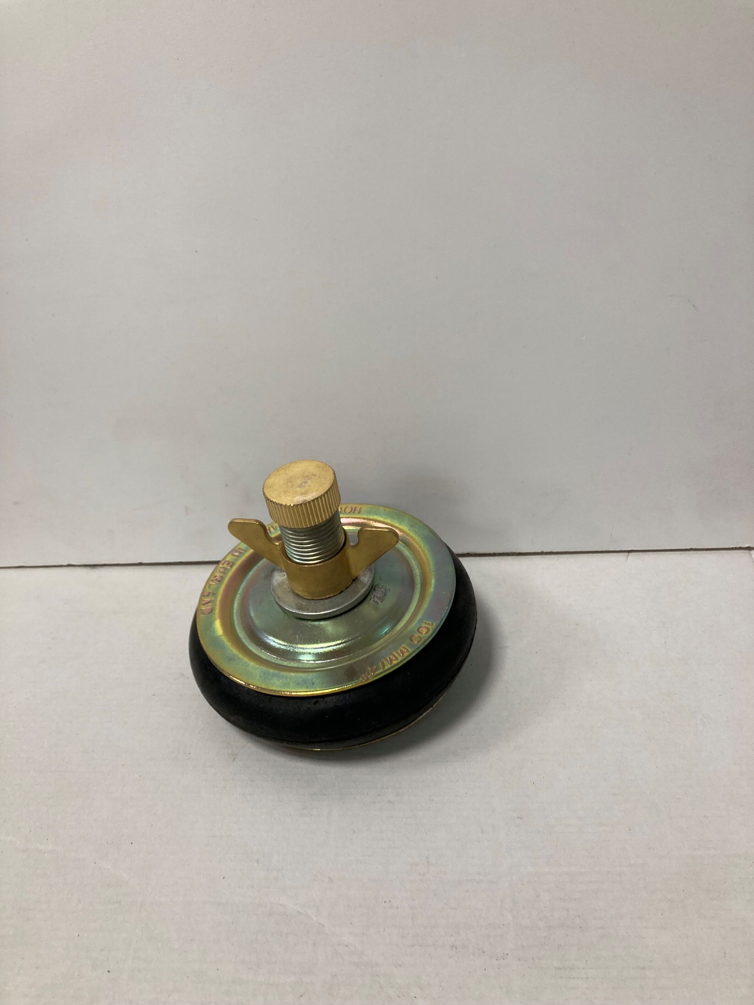 4" EXPANDING METAL DRAIN PLUG