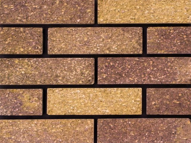 65MM RICHMOND OLD BUFF BROWN RUSTIC BRICK (PK/448)