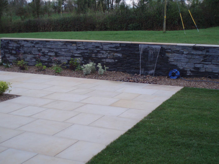 paving buffgreen haldane display ireland (1)